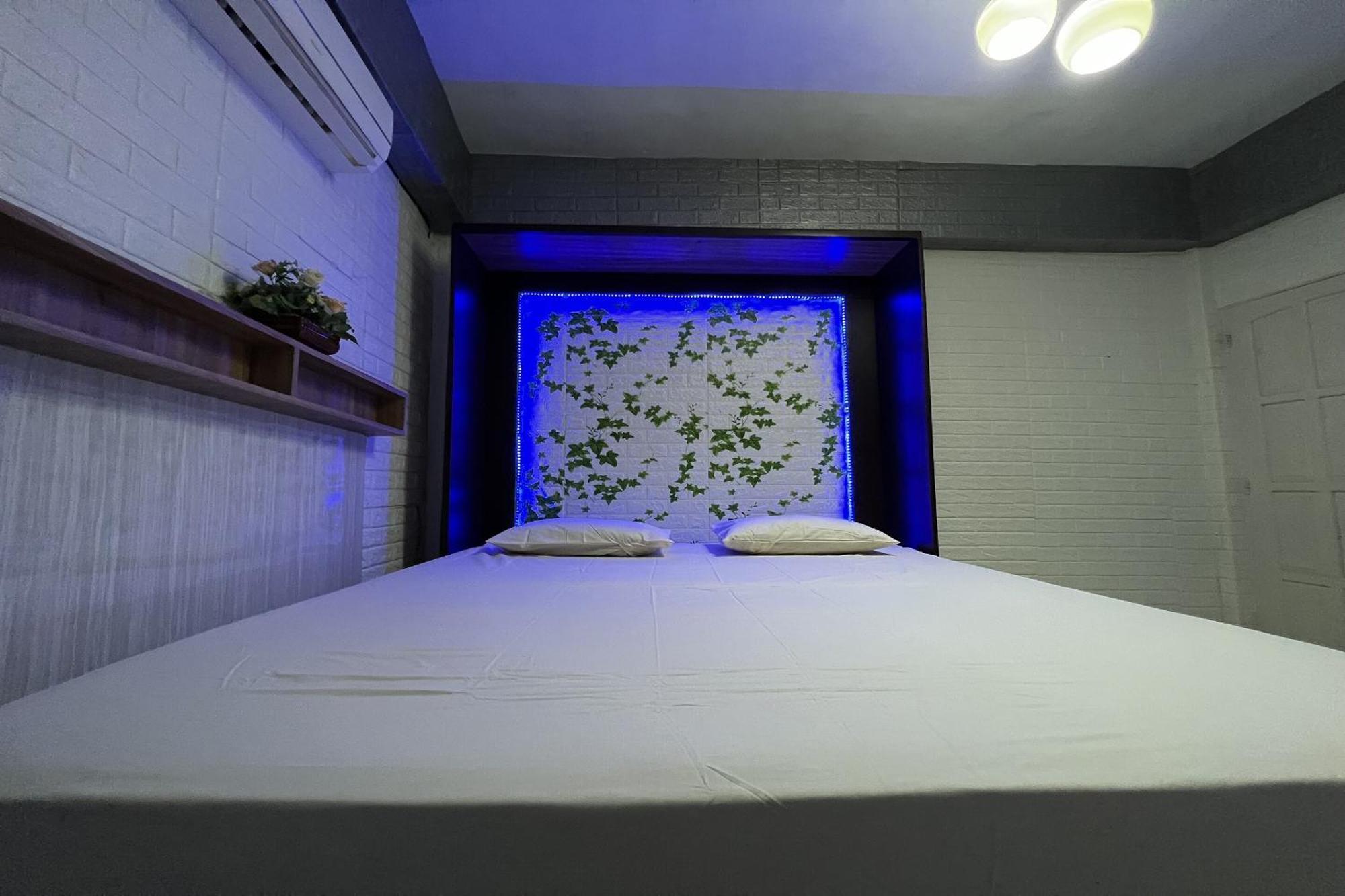 Oyo 91757 Surya Hotelneartaman Anggrek Pkk Watansoppeng Lalabata Zewnętrze zdjęcie